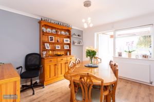 Dining Room- click for photo gallery